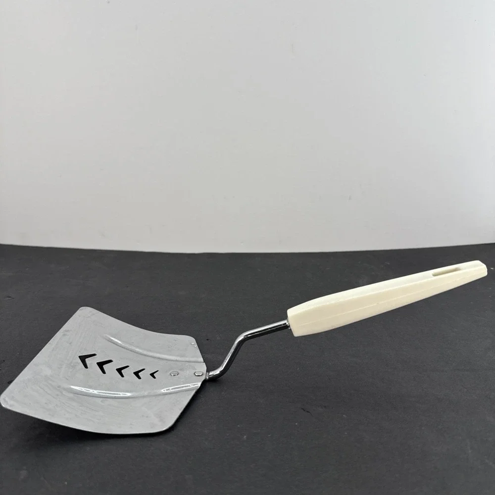 Vintage Androck Spatula /Flipper ~White Plastic Handle ~ Made in USA
